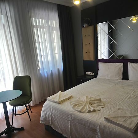 Royal Garden Suite And Hotel Istanbul Eksteriør billede